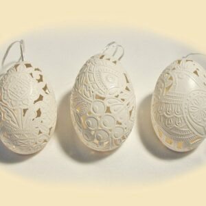 Ажурні гусячі яйця (витравлювання та вирізування)