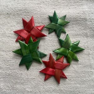 Зірки з соломи д.4-6см (P-926)